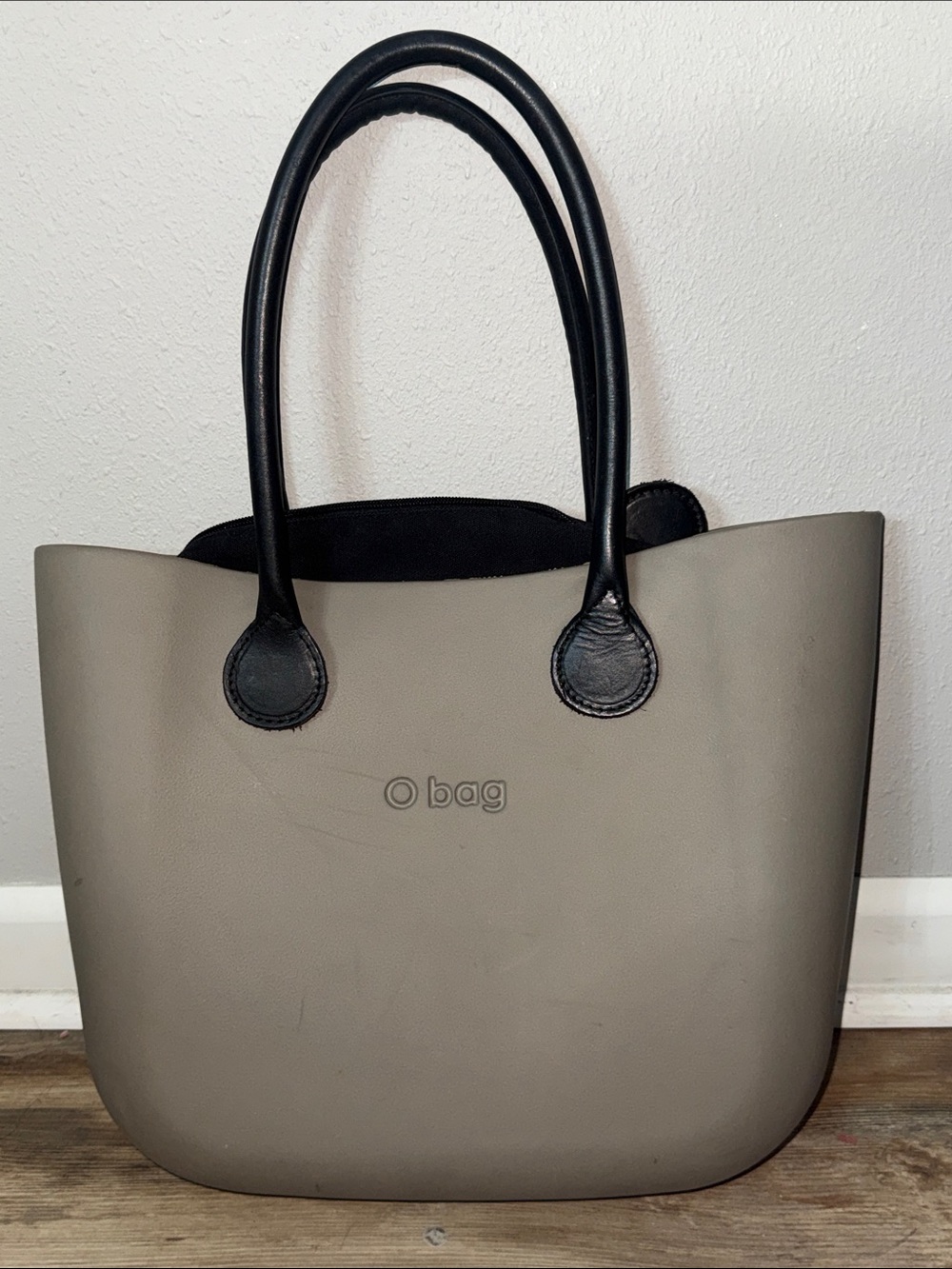 O Bag Iconic Italian Tote Taupe with Black Handles